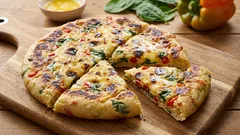 Rýchla syrová placka so zeleninou na panvici – hotová bez kysnutia za pár minút