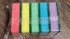 Prečo sú špongie na riad farebné a ako tento trik zlepšuje hygienu vo vašej kuchyni