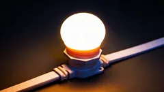 Prečo LED žiarovky odchádzajú skôr, než sľubuje obal, a ako tomu predísť