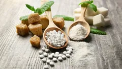 Cukor alebo náhrady: čo je skutočne bezpečné a čo môže byť nebezpečné – analýza bez mýtov