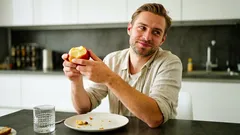 Dá sa jesť ovocie po jedle? Pravda o nafukovaní, o ktorej sa zriedka hovorí