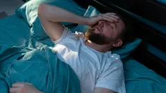 Nespavosť celé týždne? Takto ovplyvňuje srdce, psychiku a pamäť